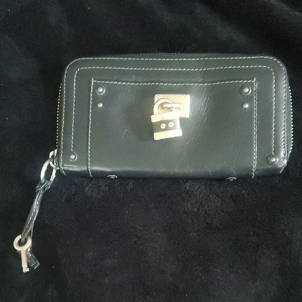Chole Black Leather Wallet with Padlock And Key (Yes You Can Use The Lock)